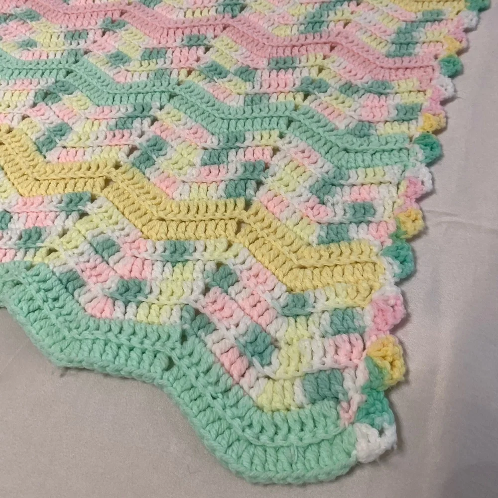 Vintage pastel crocheted knit blanket throw